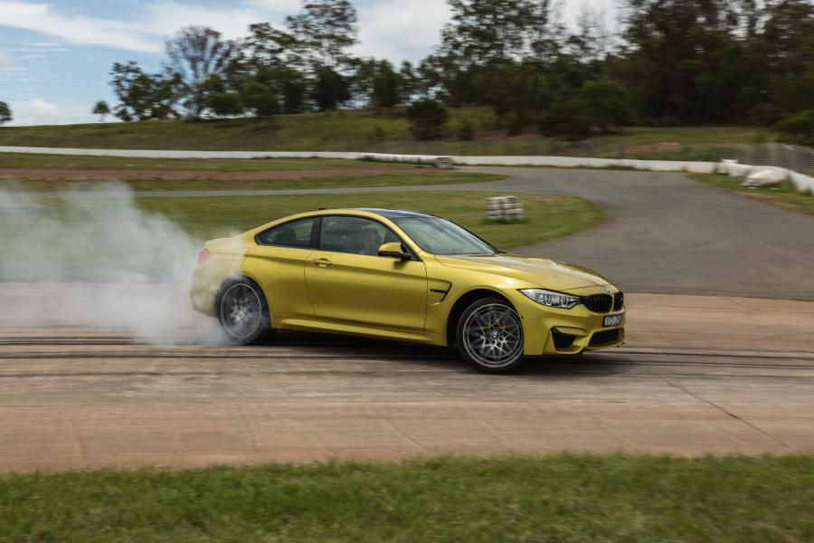  BMW M4 Coupe Competition Package 2016 года  (AU) (фото 39 из 41)